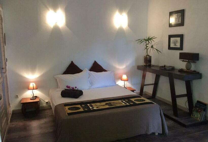 تختخواب و صبحانه Villa Deluy