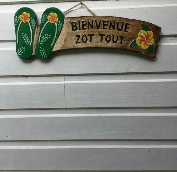 تختخواب و صبحانه Villa Deluy