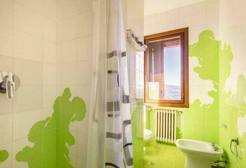 ホテル Oasi Di Mastarone   Il Vino E Le Rose