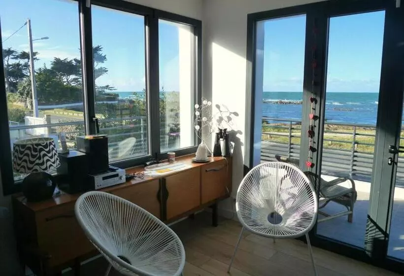 ペンション Appartement Roc H Avel   Front De Mer, Vue Sur Mer Et Jardin Ensoleillé Sans Vis à Vis