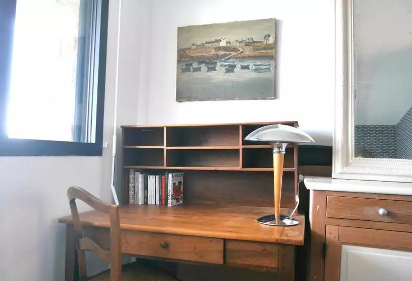 ペンション Appartement Roc H Avel   Front De Mer, Vue Sur Mer Et Jardin Ensoleillé Sans Vis à Vis