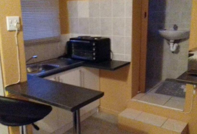 ペンション Let Us Accomodation