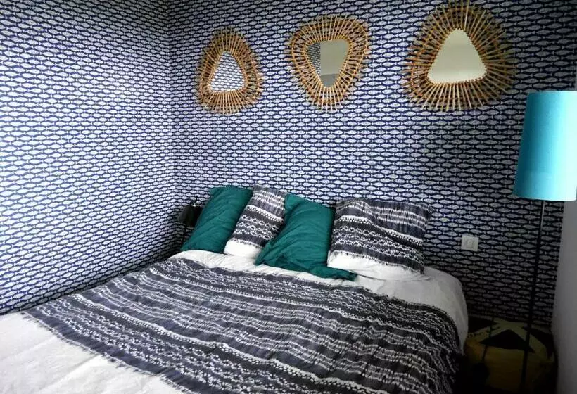 ペンション Appartement Roc H Avel   Front De Mer, Vue Sur Mer Et Jardin Ensoleillé Sans Vis à Vis