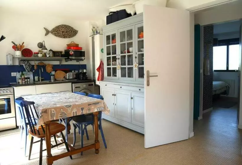 ペンション Appartement Roc H Avel   Front De Mer, Vue Sur Mer Et Jardin Ensoleillé Sans Vis à Vis