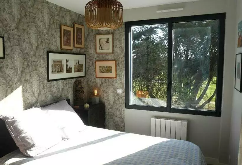 ペンション Appartement Roc H Avel   Front De Mer, Vue Sur Mer Et Jardin Ensoleillé Sans Vis à Vis