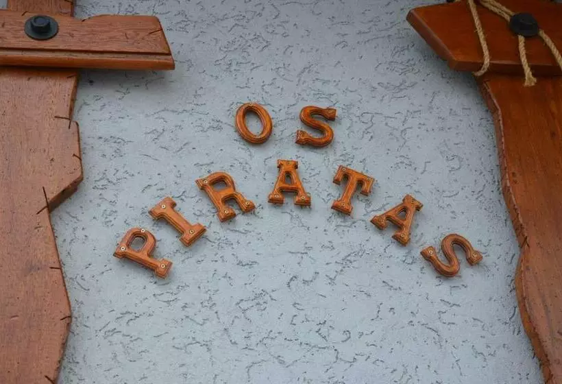 ユースホステル Os Piratas