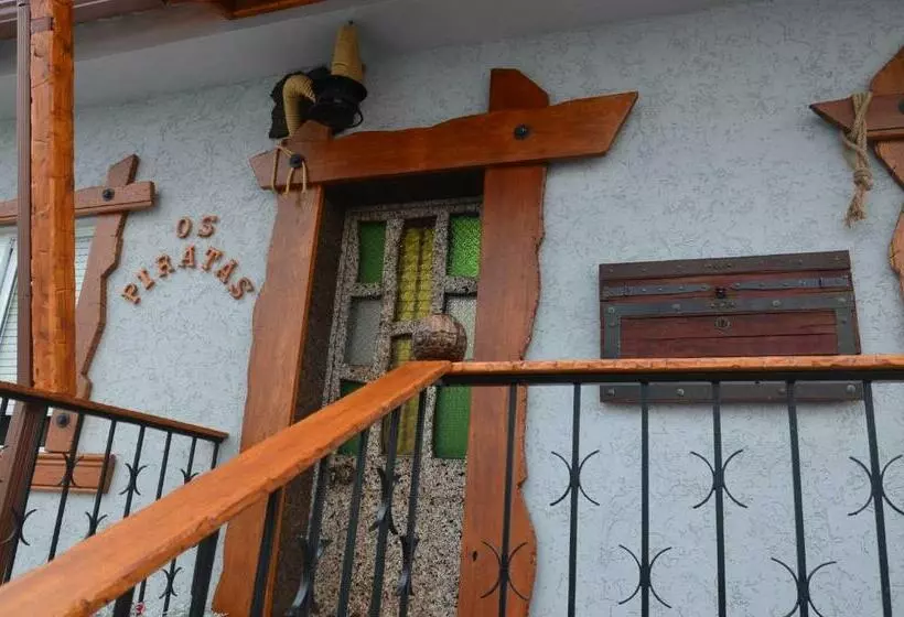 ユースホステル Os Piratas