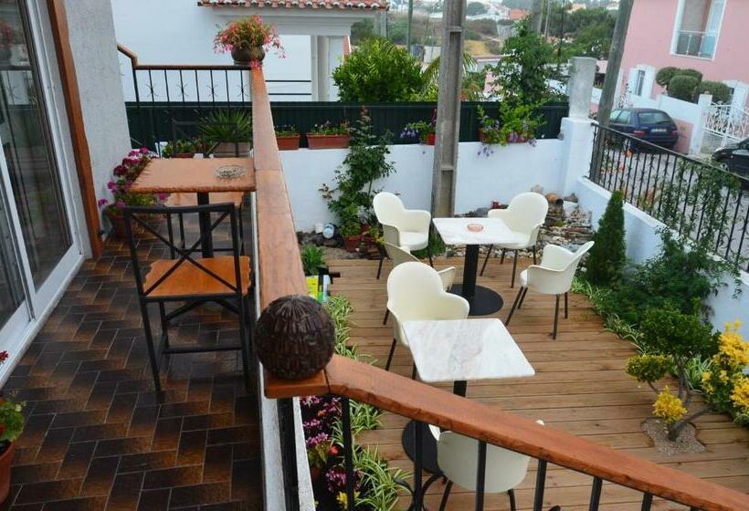 הוסטל Os Piratas