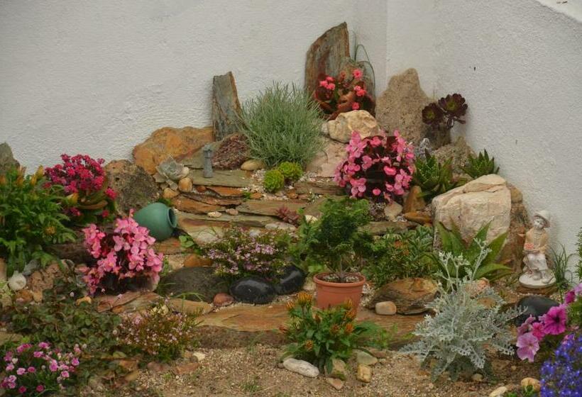 הוסטל Os Piratas