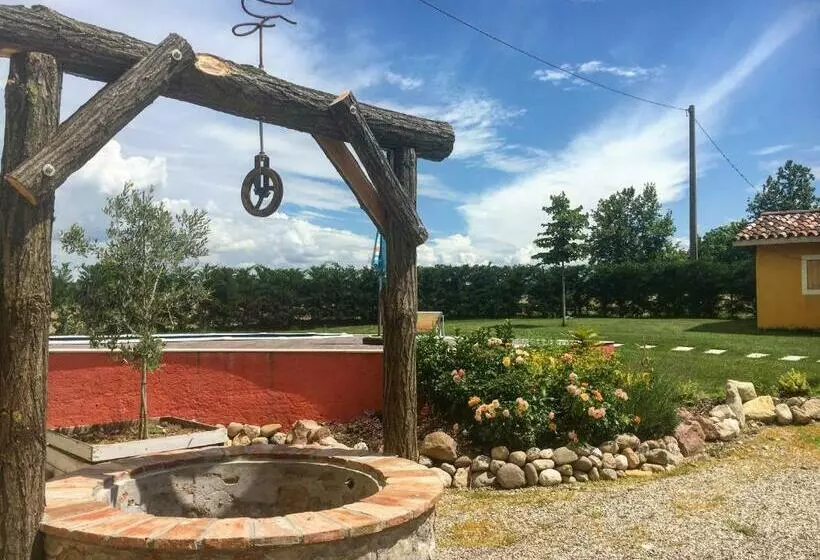 Aamiaismajoitus (B&B) La Valle Dei Vigher