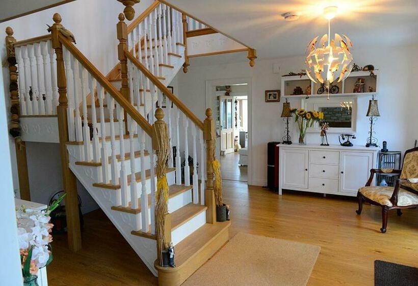 Cherrytree House B&b