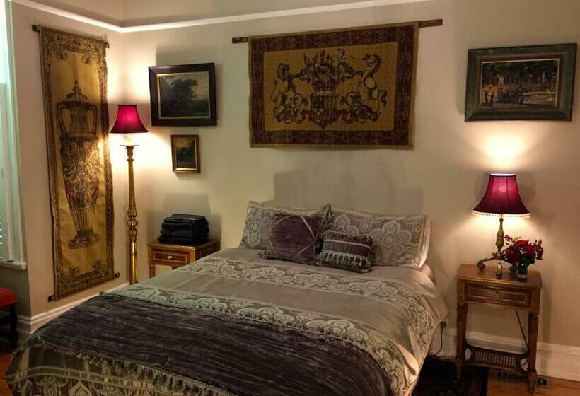 פנסיון Goldenray