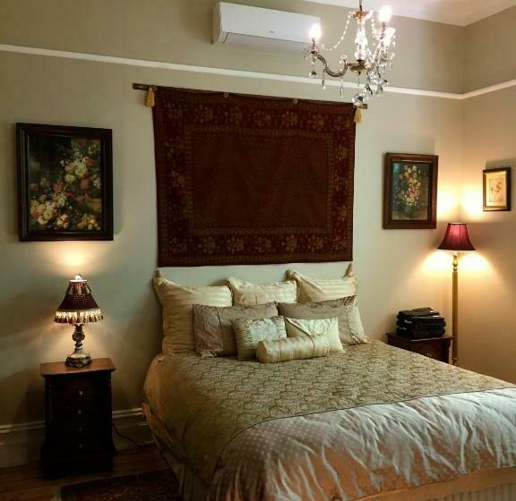 פנסיון Goldenray