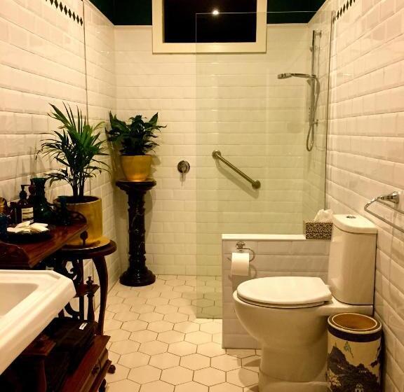 פנסיון Goldenray