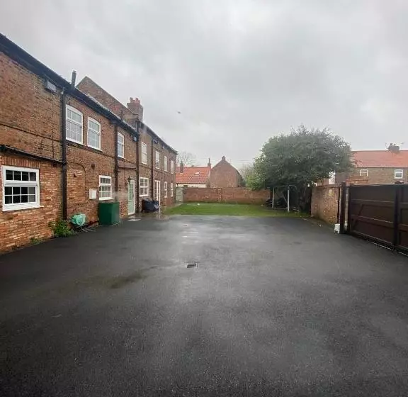 Majatalo Maypole Farm, Cawood