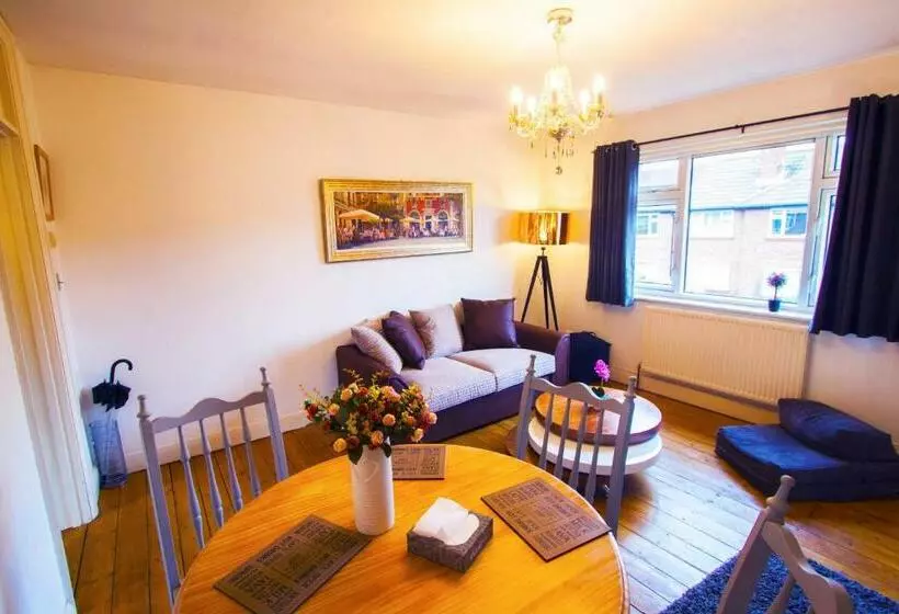 Majatalo Richmond Modern Apartment