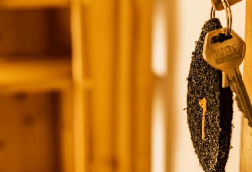 Pansiyon Weingut & Buschenschank Pölzl