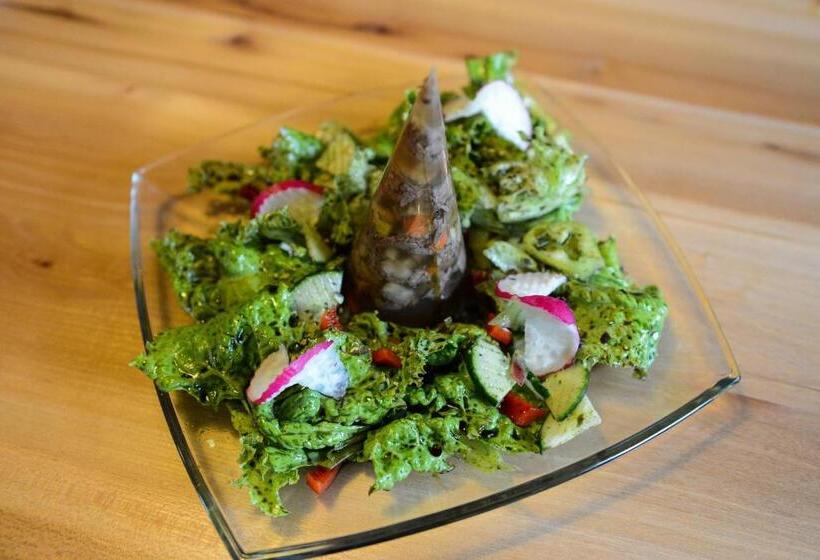 Pansiyon Weingut & Buschenschank Pölzl