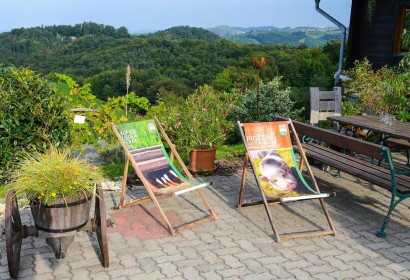 Pansiyon Weingut & Buschenschank Pölzl