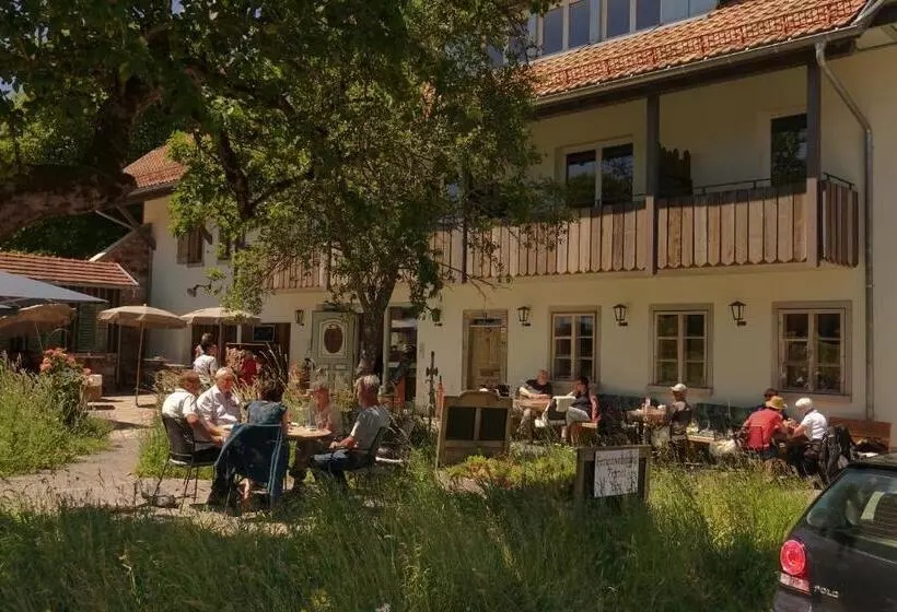 Retkeilymaja Gret Stube