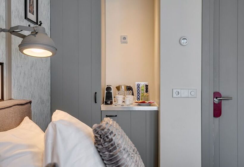 Boutique Hotel  T Vosje