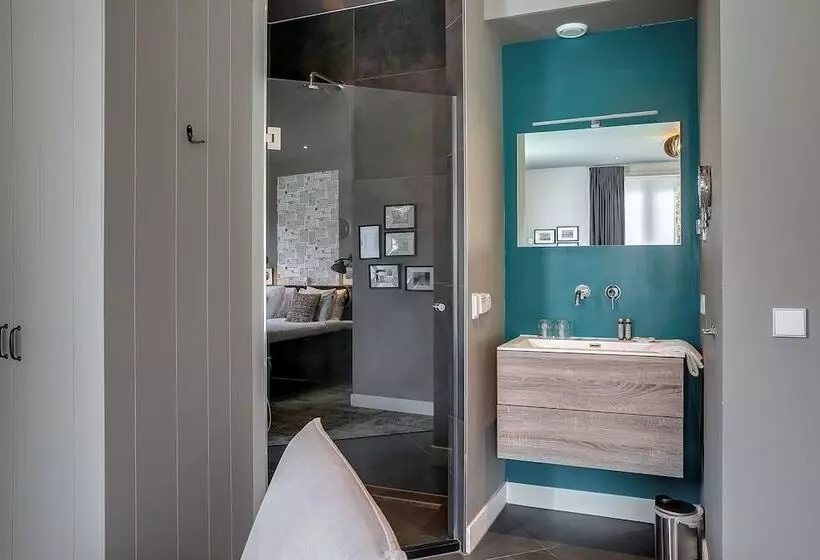 Boutique Hotel  T Vosje