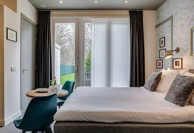 Boutique Hotel  T Vosje