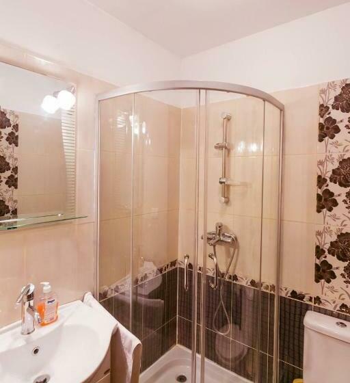 膳宿费 Cabana Free Land