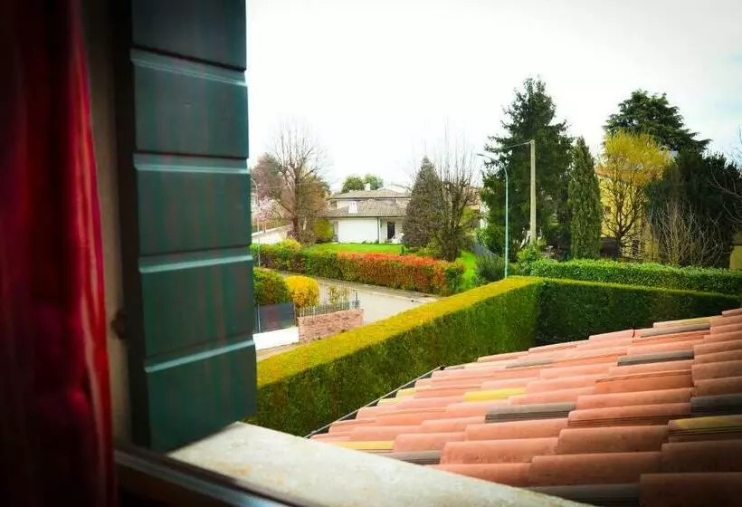Villa Anis Bed And Breakfast