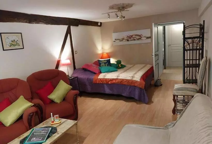 ベッドアンドブレックファースト La Crapounette