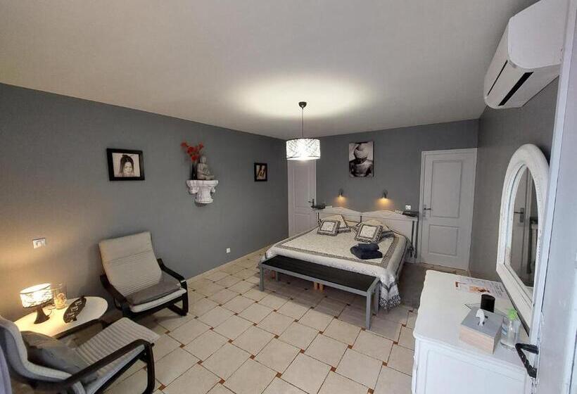 민박 Mas Des Cigognes