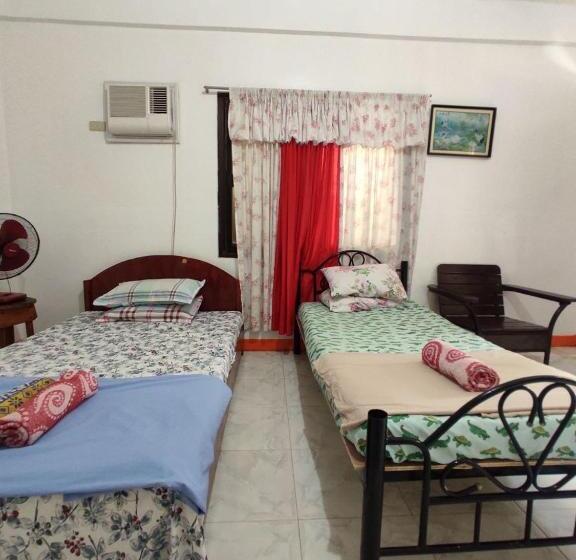 مبيت وإفطار Riverside At Aninuan Accommodation And Food