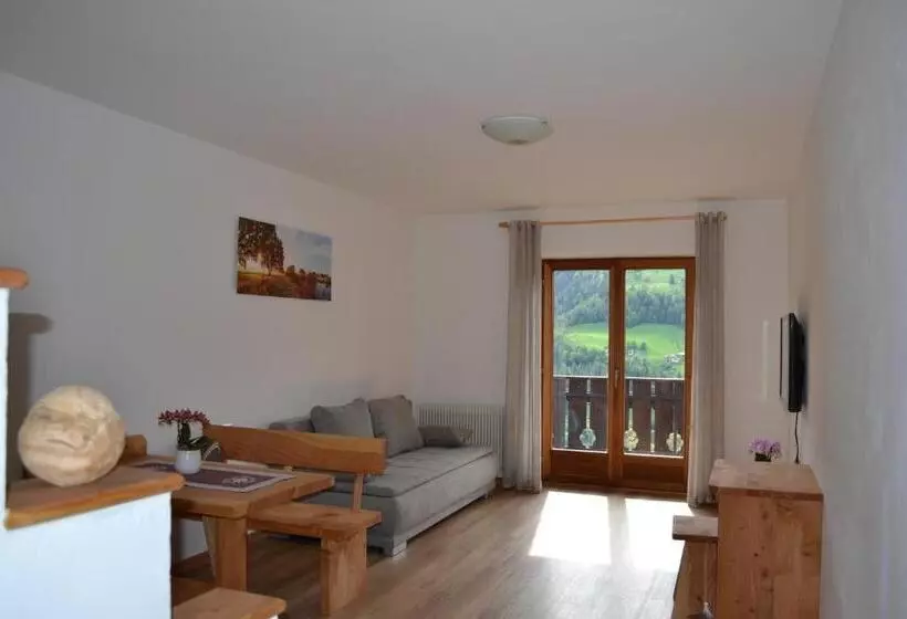 Hotelli Stuberhof