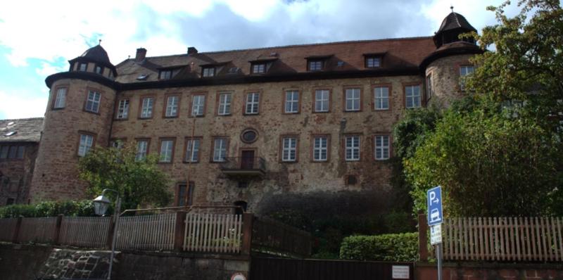 Пансион Ferienwohnung Zur Ottoburg In Schlitz