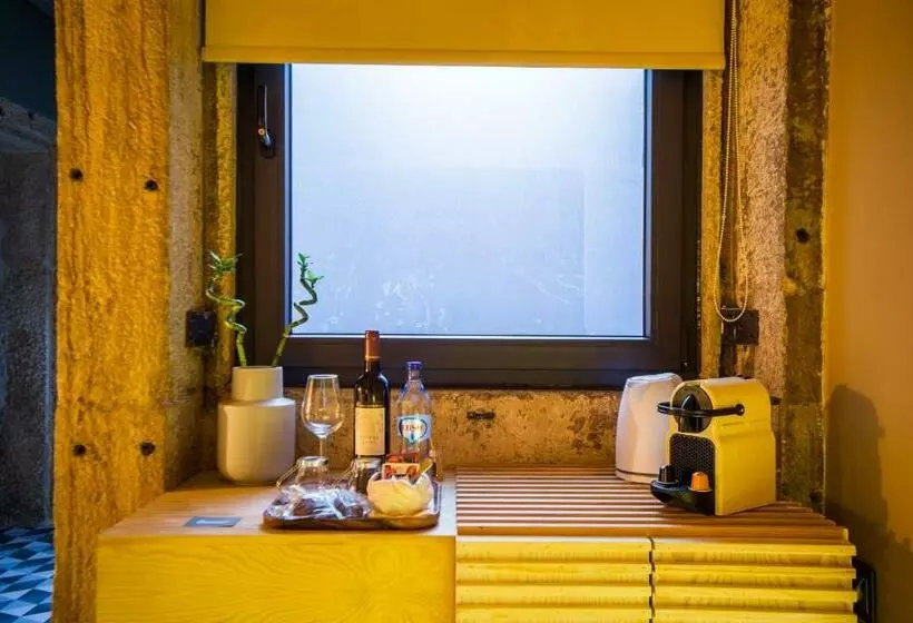 پانسیون Laurear Guest House