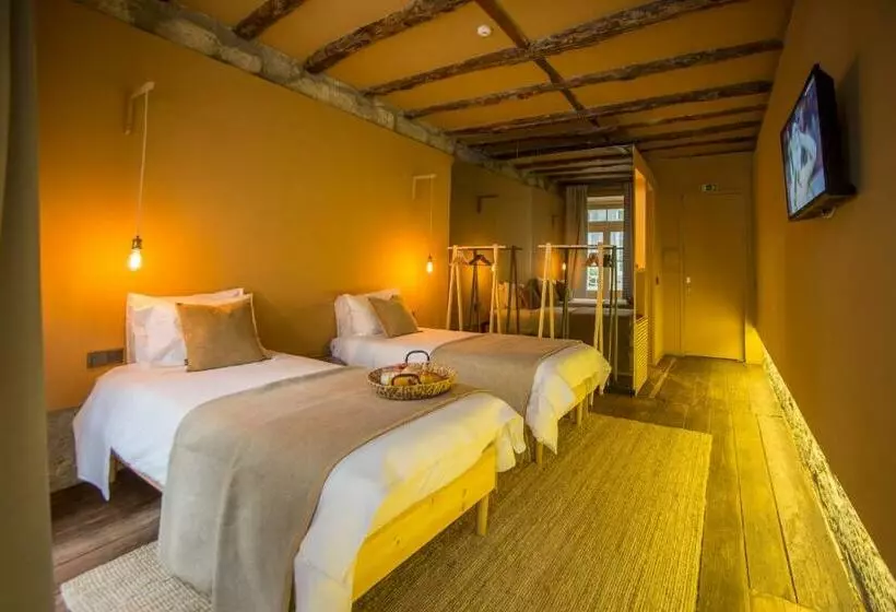پانسیون Laurear Guest House