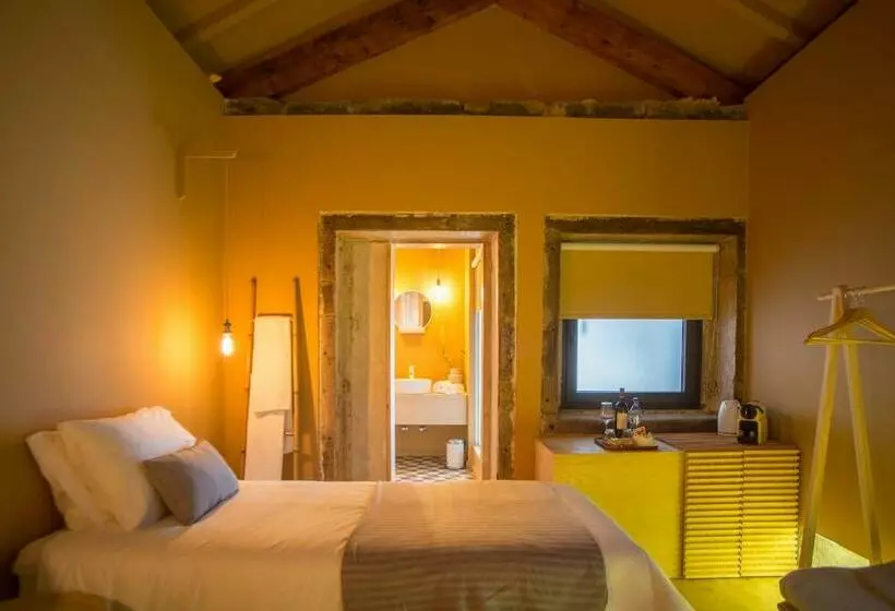 پانسیون Laurear Guest House