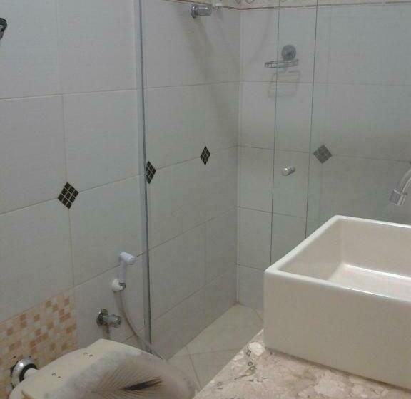 پانسیون Hipolitus