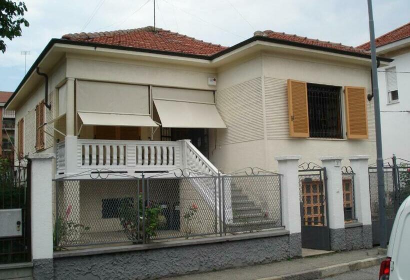 פנסיון Villa Ida