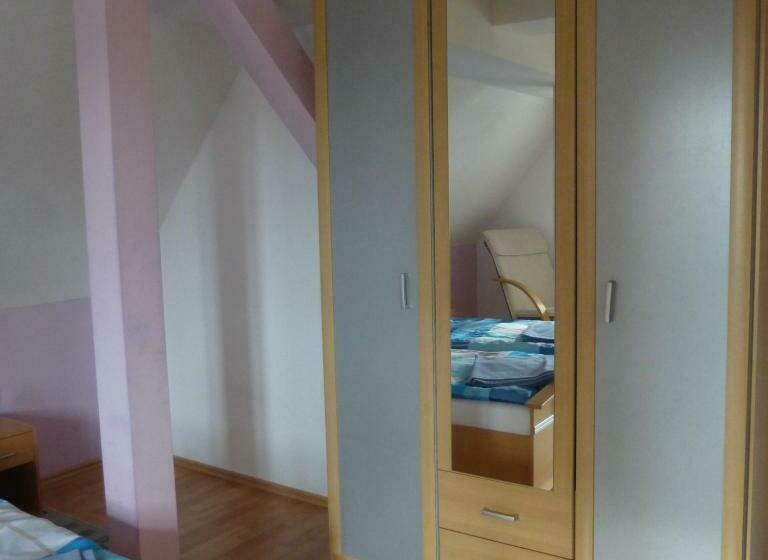 Pension & Ferienwohnung Zum Schmuckgiebel