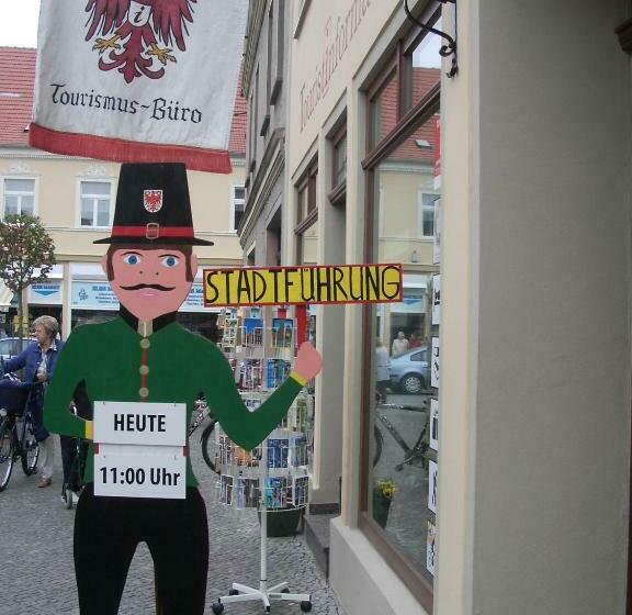 Pension & Ferienwohnung Zum Schmuckgiebel