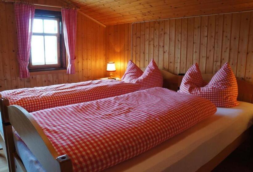 هاستل Haus Matschwitz