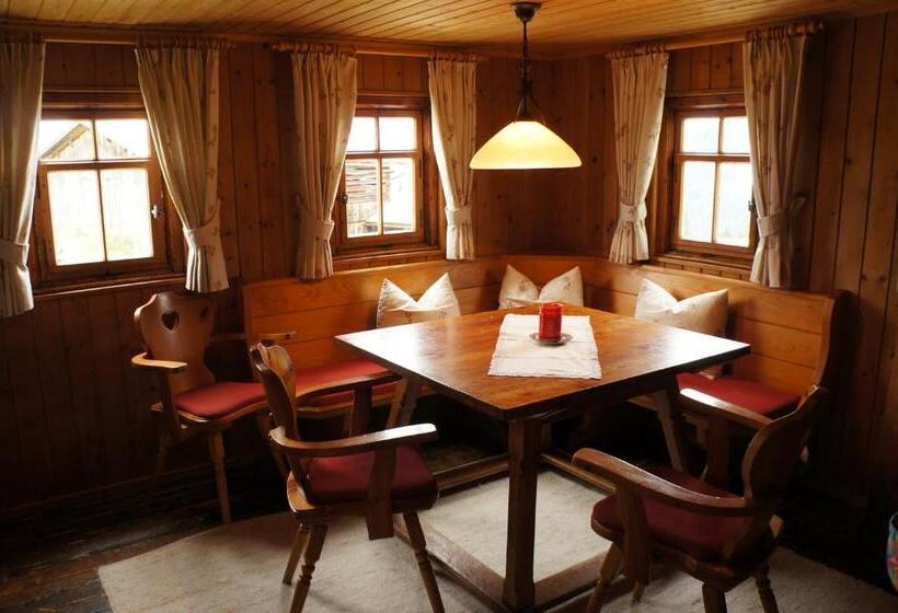 هاستل Haus Matschwitz