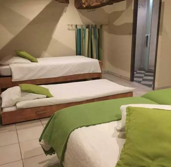 ベッドアンドブレックファースト Chambre D Hotes Lencouet