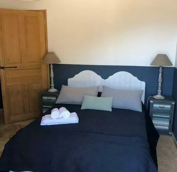 Aamiaismajoitus (B&B) Ferme De Roccapina