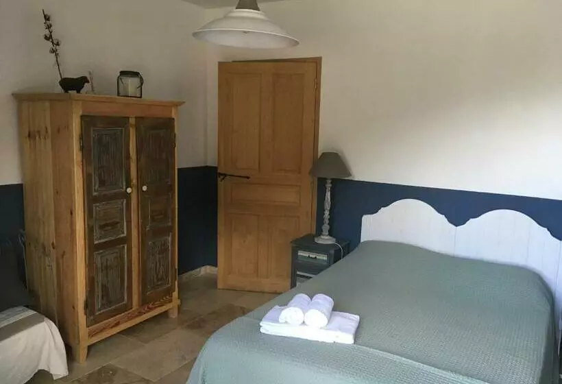 Aamiaismajoitus (B&B) Ferme De Roccapina