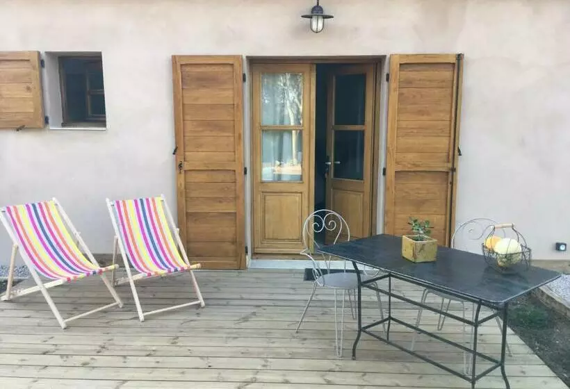 Aamiaismajoitus (B&B) Ferme De Roccapina