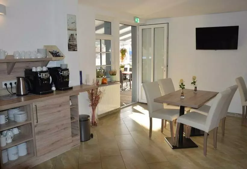 Aamiaismajoitus (B&B) Mezzero