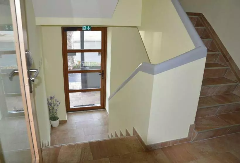 Aamiaismajoitus (B&B) Mezzero