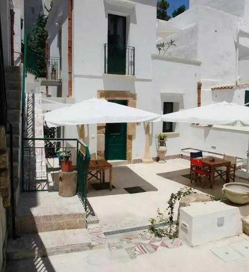 تختخواب و صبحانه Storie Di Mare